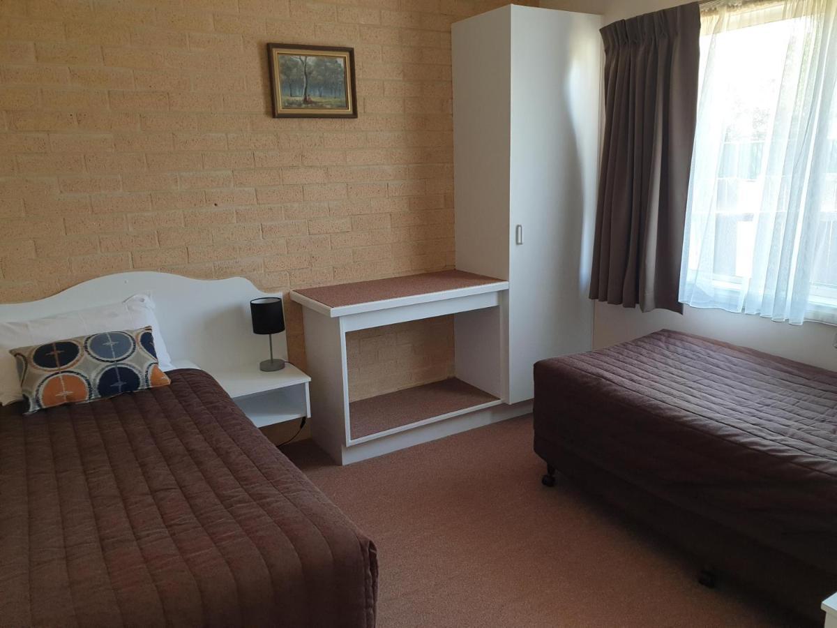 Blayney Central Motel Esterno foto