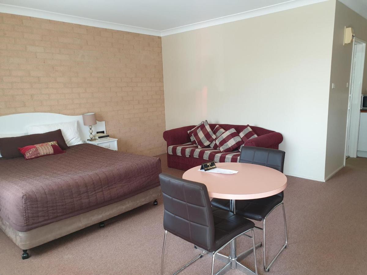 Blayney Central Motel Esterno foto
